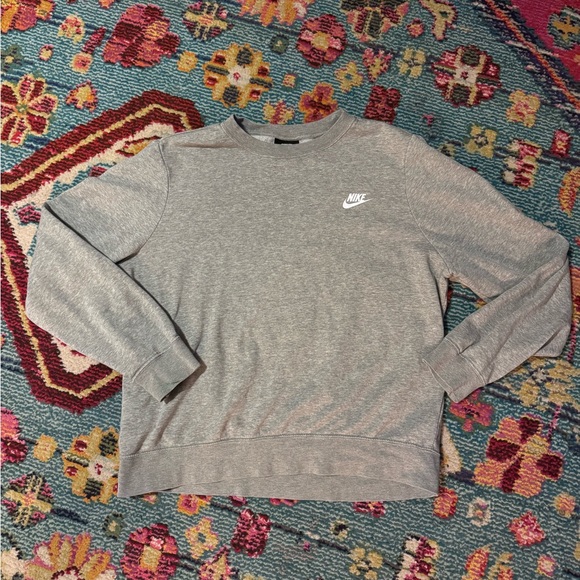 Nike NWOT Heather Gray Sweatshirt, Size: Lg (Youth) - Picture 3 of 7
